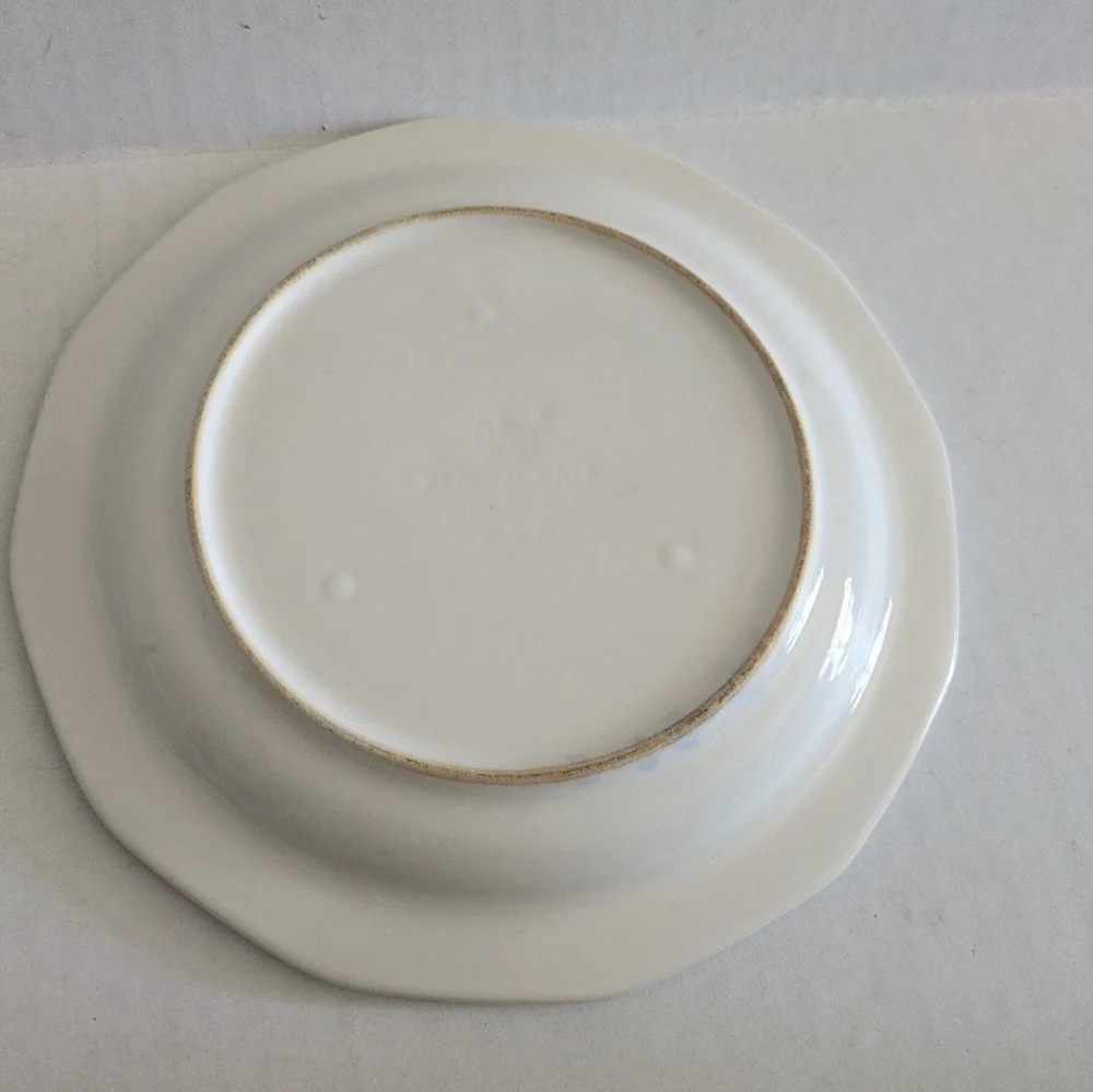 Vintage Heritage White Plate by Pfaltzgraff